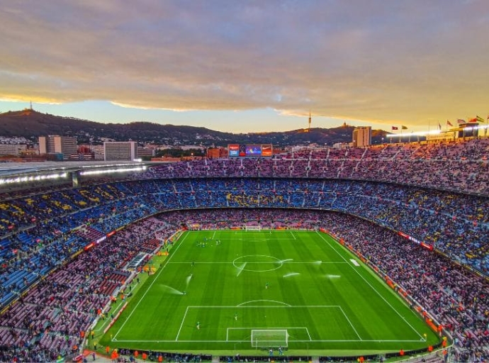 The Icons of British Football: A Glimpse into the Lives of Legends